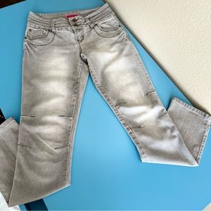 Network skinny jeans in gray wash denim